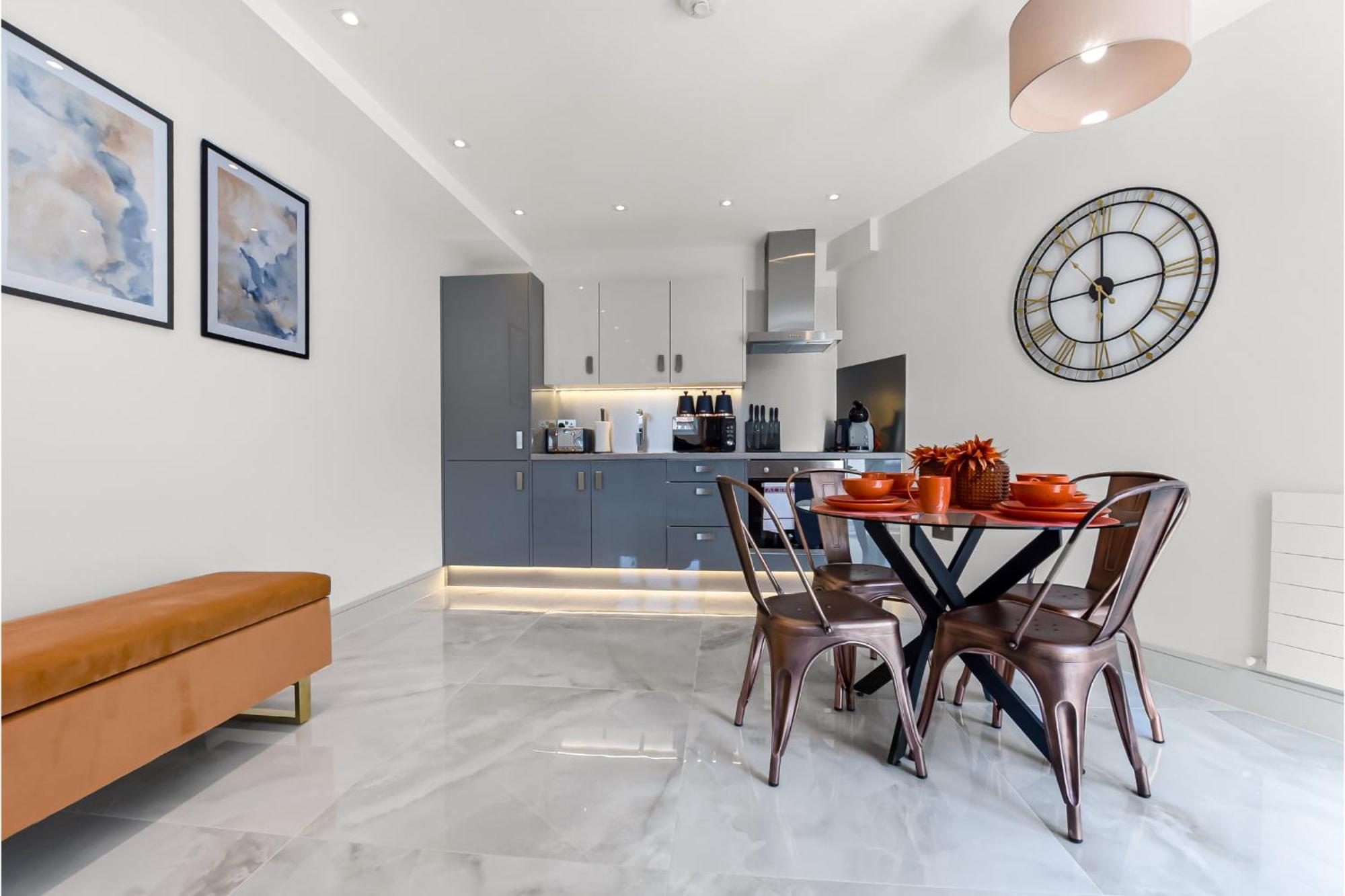 Beautiful, Stylish & Modern - Great For Transport! Apartamento *